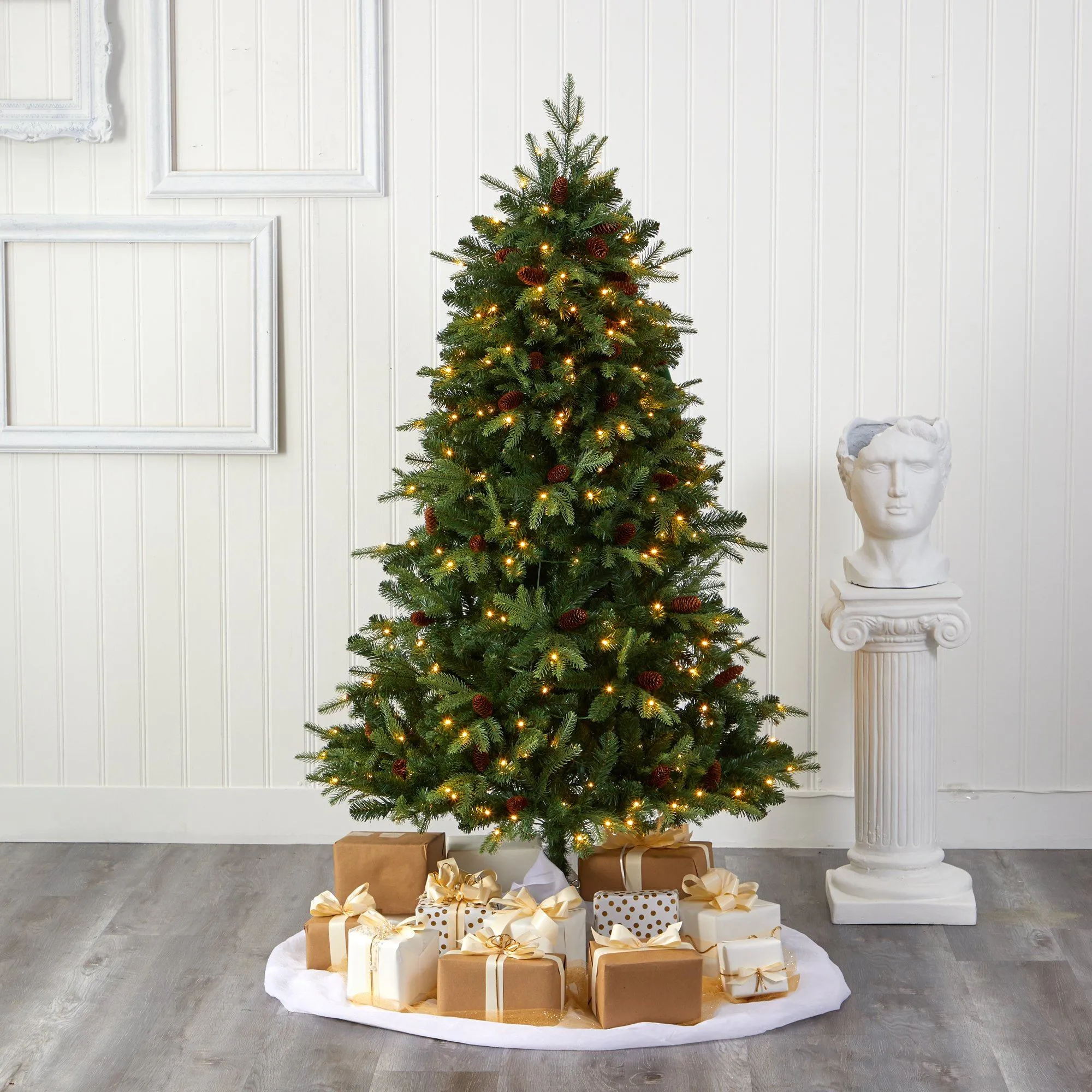 6’ Wellington Spruce “Natural Look” Artificial Christmas Tree with 300 Clear LED Lights and Pine Cones