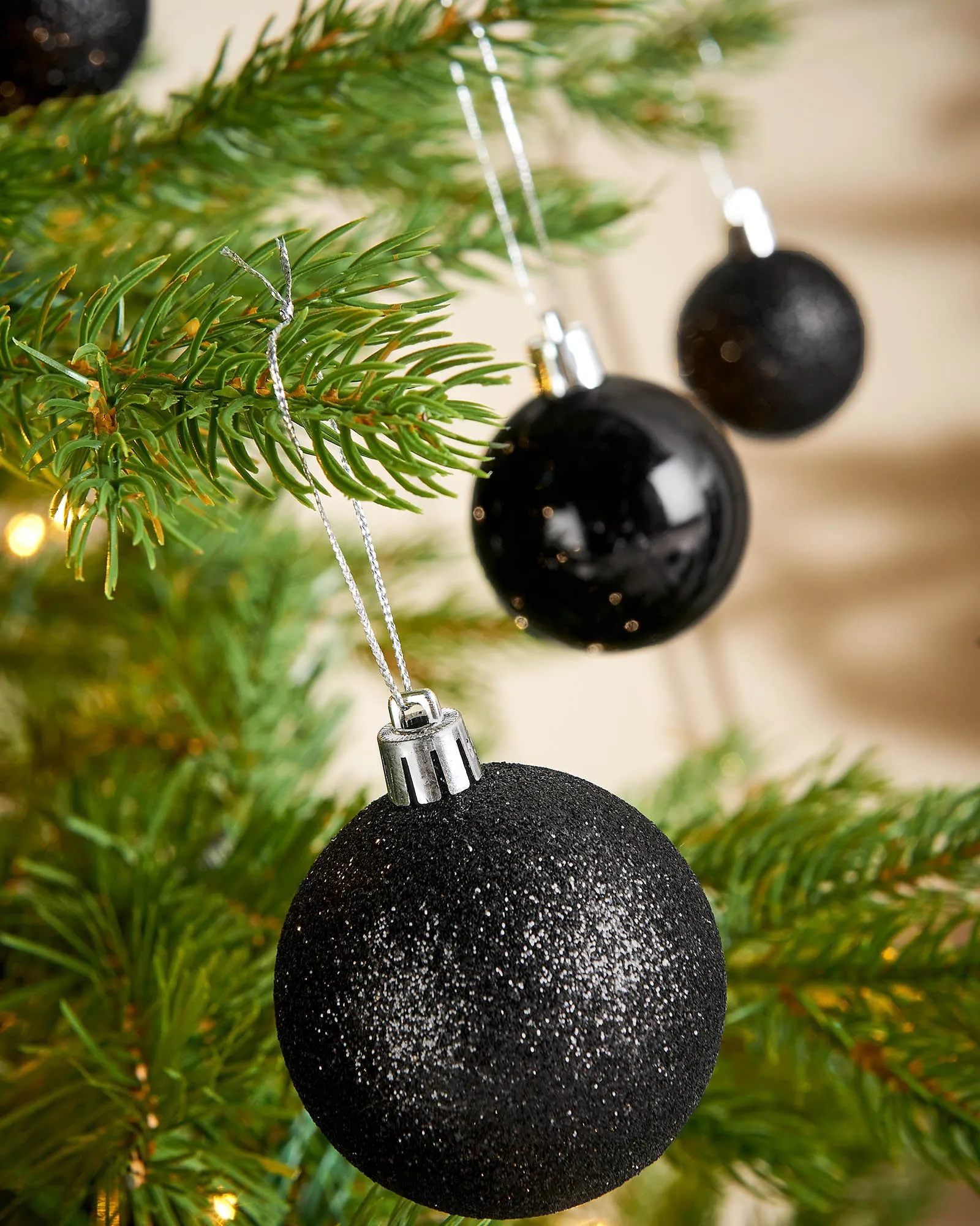 Black Shatterproof Bauble, 50 Pack
